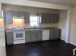 27 2nd St FLOOR 1, Taunton, MA 02780