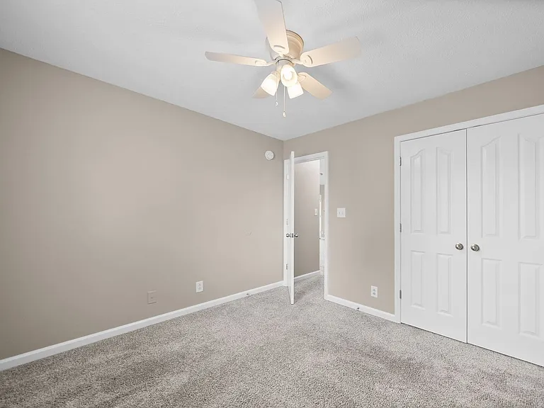 3932 Gaine Dr — Photo 19