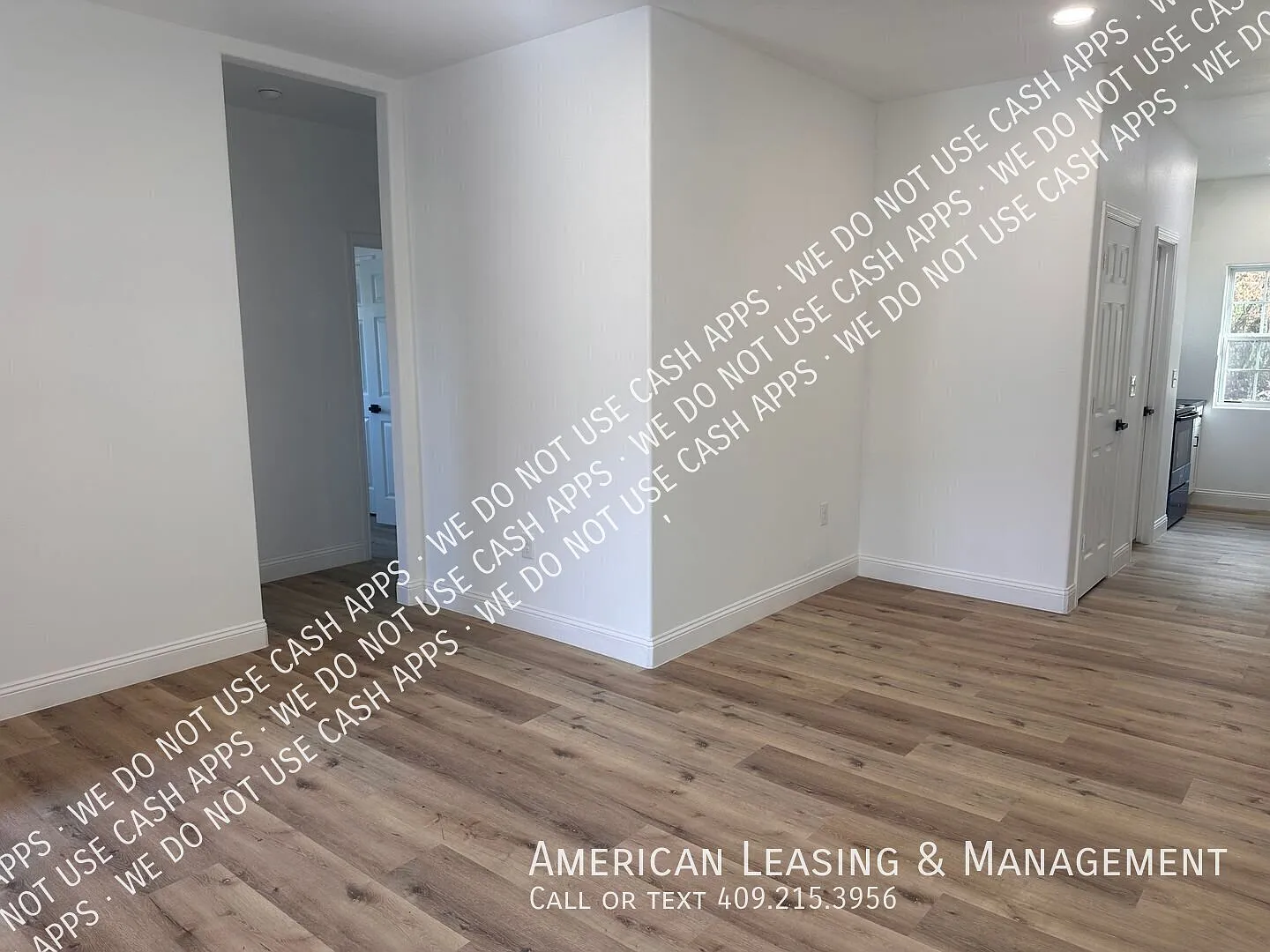 ** Move In Special ** — Photo 1