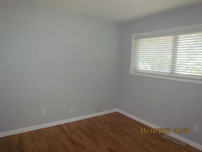 1923 S 223rd St — Photo 10