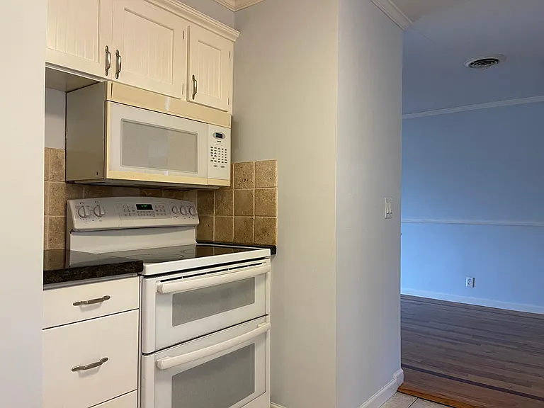 3750 Gull Rd — Photo 13