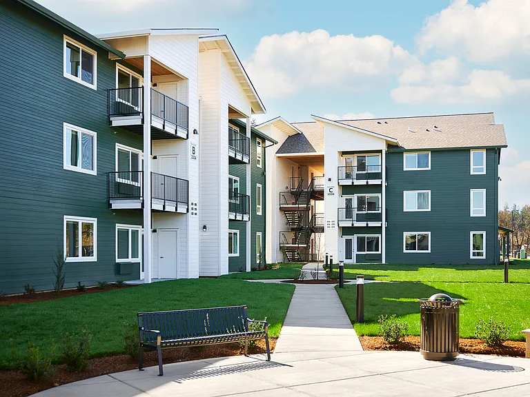 Bear Creek Apartments — Photo 39