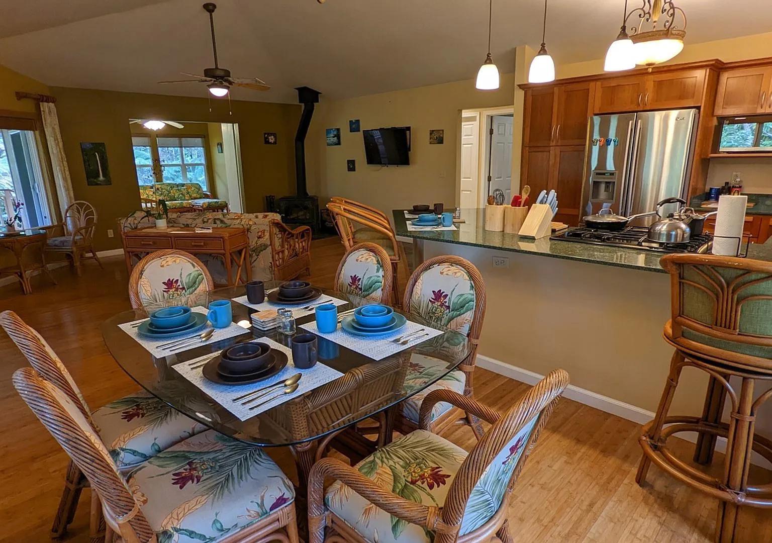 Fully furnished 2BR 2bath House in Volcano — Photo 3