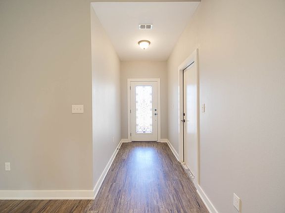 3rd image of 23242 Tangerine Ave #V3euch
