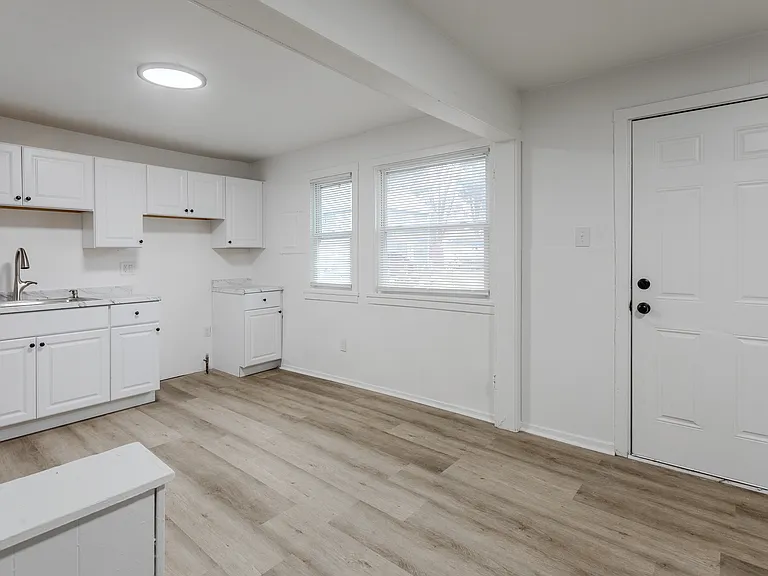 34111 Decatur Ct #34111 — Photo 11