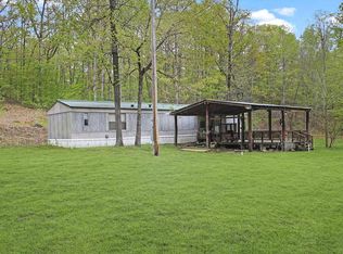 140 Blossom Dr, Dover, TN 37058