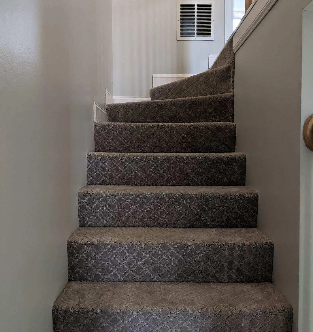 817 Fox Hollow Dr — Photo 2