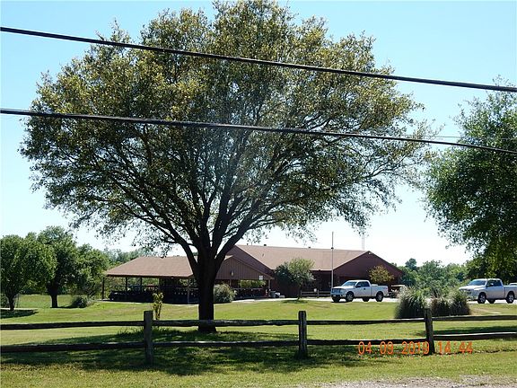 5th image of 110 E Waiehu Ln
