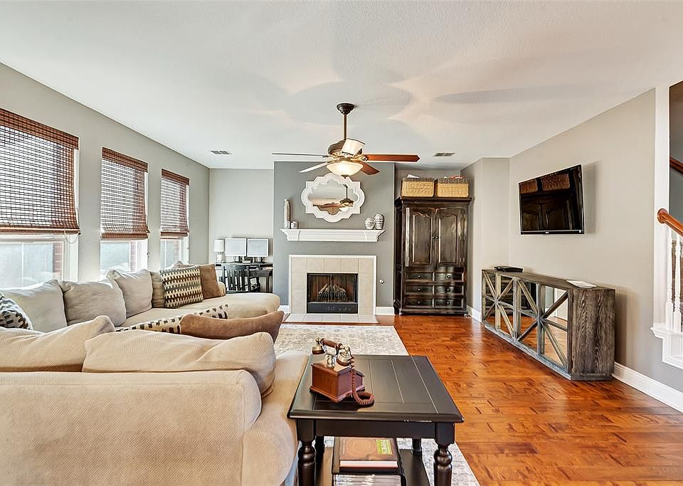 1st image of 3413 Pinecone Dr