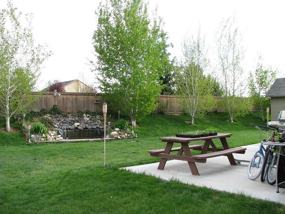 2nd image of 16842 N Gentry Dr