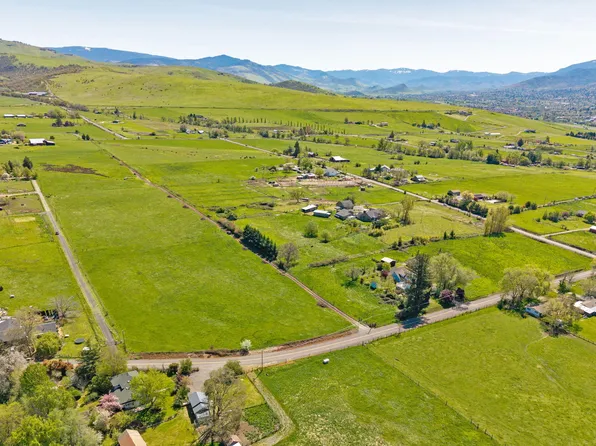 Myer Creek Rd #Tl-600, Ashland, OR 97520