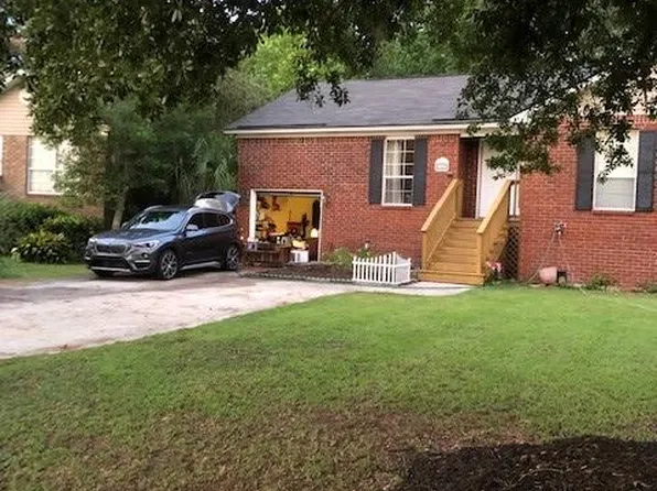 14 Flagship Ct, Savannah, GA 31410