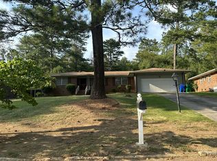 1946 Boulder Hills Dr, Ellenwood, GA 30294