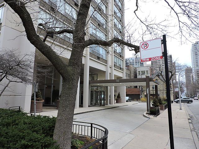 70 W Burton Pl APT 1606 Chicago IL 60610 Zillow