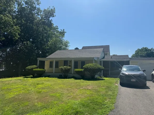 95 Augustine St, Brockton, MA 02301