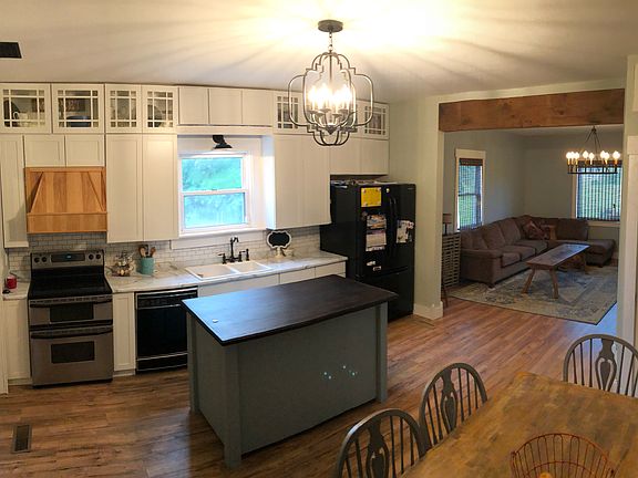 Kitchen / living room