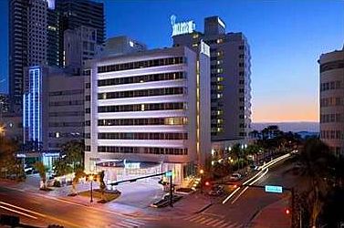 1st image of 1801 Collins Ave #501