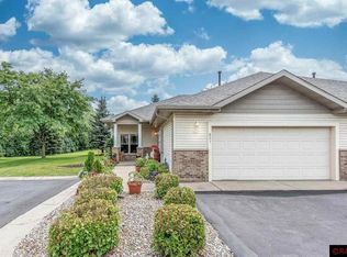 621 Dublin Ct, Mankato, MN 56001