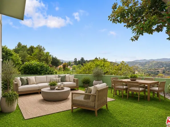 133 Pueblo Ln, Topanga, CA 90290