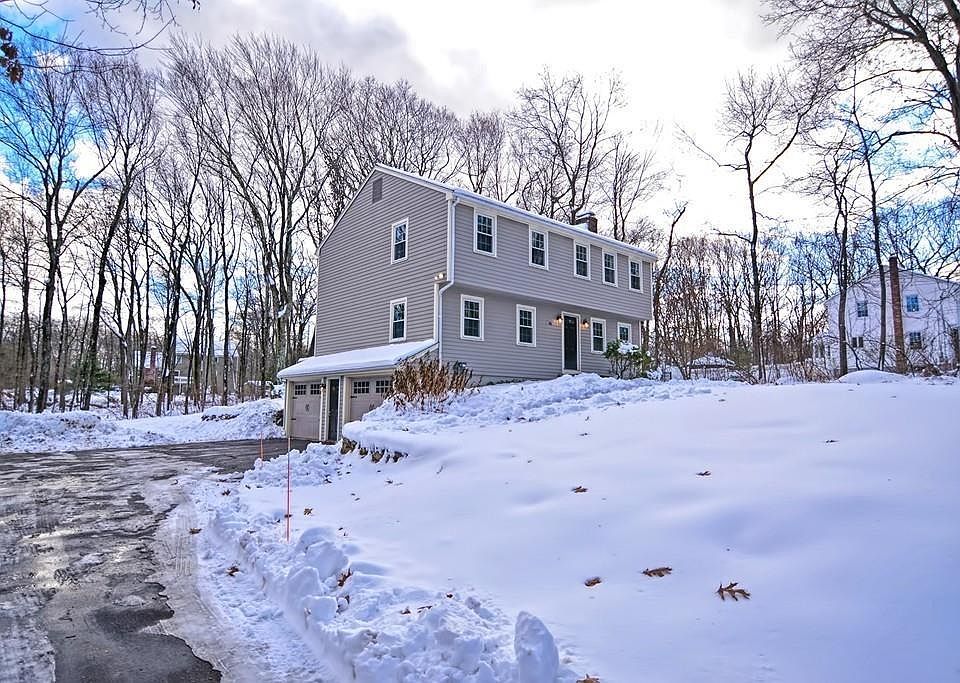 2nd image of 46 Chestnut St