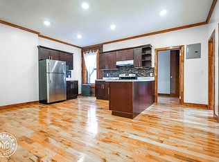 85 Crooke Ave APT 3, Brooklyn, NY 11226
