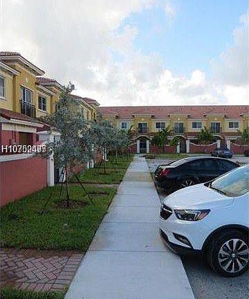 3rd image of 2998 NW 35th Way