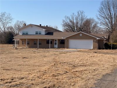 1028 S Arkansas Ave, Mulberry, AR, 72956