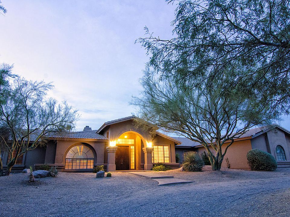 1st image of 8610 E Santa Catalina Dr