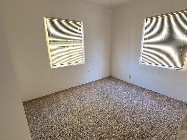 737 Morey Ave — Photo 8