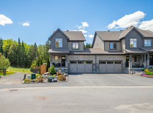 36 Spalding Cres, Huntsville, ON P1H 1C9