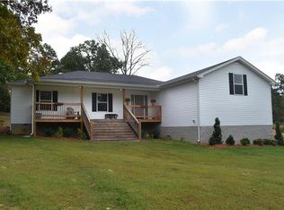 3022 31e Hwy, Westmoreland, TN 37186