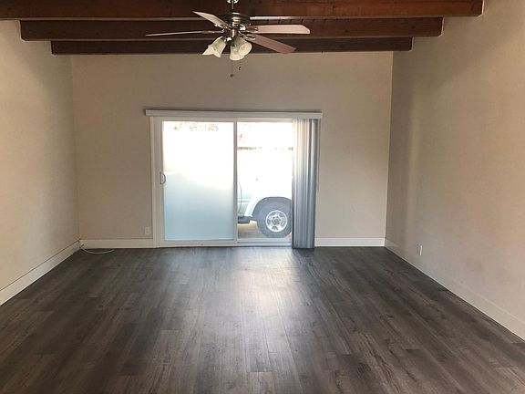 Living Room/Backdoor