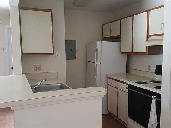 5th image of 3823 Hideaway Bay Blvd Unit 102