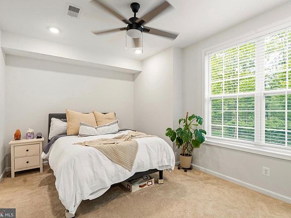 2nd image of 23255 Milltown Knoll Sq Unit 111