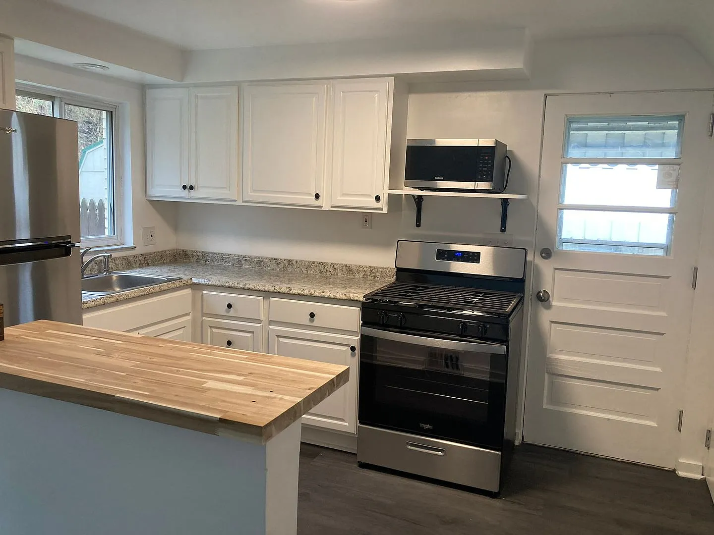 3628 Baytree St photo 1