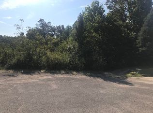 113 Joshua Ct, Radcliff, KY 40160