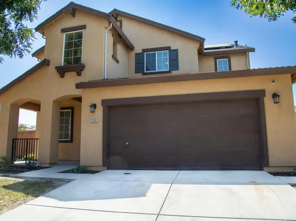 3185 Brickfield Avenue, Tulare, CA 93274