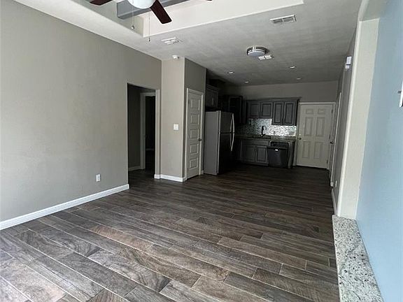 4th image of 2604 E Garfield Ave APT 4
