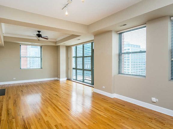 4th image of 165 N Canal St APT 1327