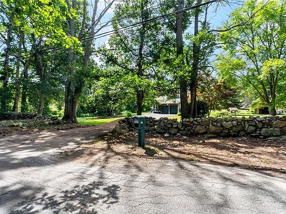 2nd image of 130 K G Ranch Rd