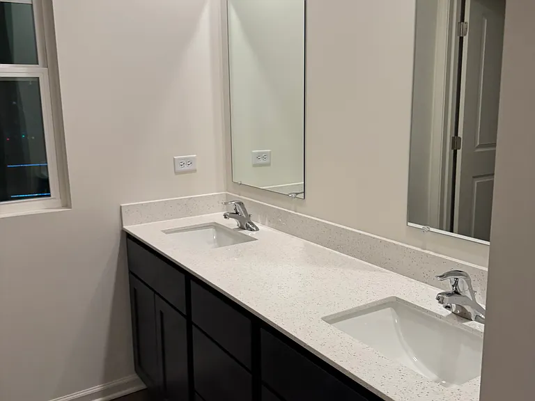 13520 S Carmel Blvd — Photo 12