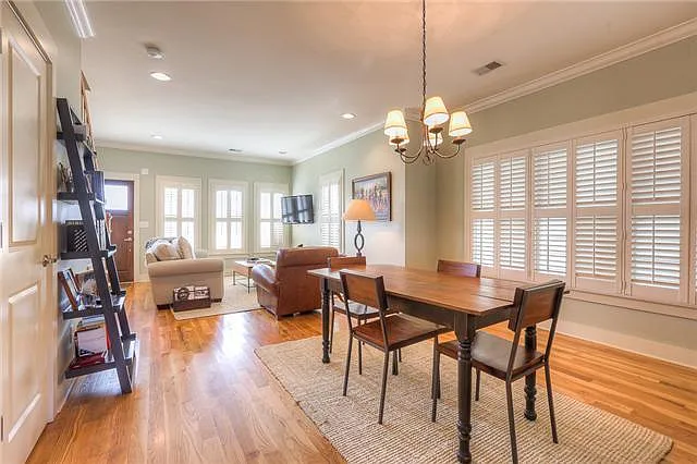 349 Sylvan Park Ln — Photo 8