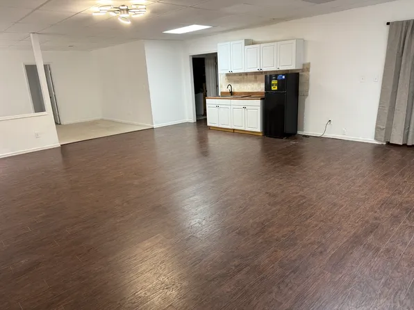 2694 Sterling Dr, Lawrenceville, GA 30043