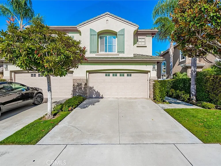 18662 Park Meadow Ln — Photo 1