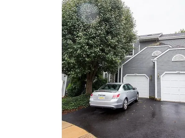 141 Summerhill Ct, New Hope, PA 18938