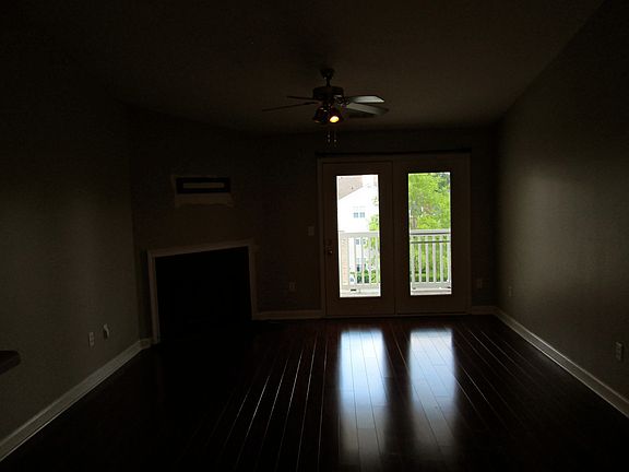 5th image of 10625 Hill Point Ct