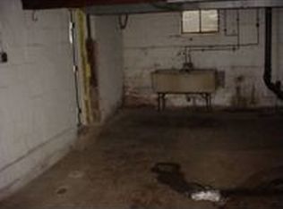 5813 Glendale Dr, Bethel Park, PA 15102