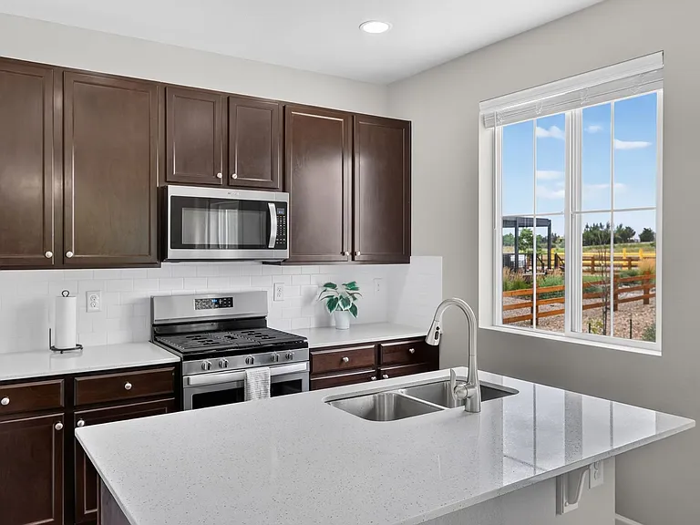 360 Marlowe Ct — Photo 7