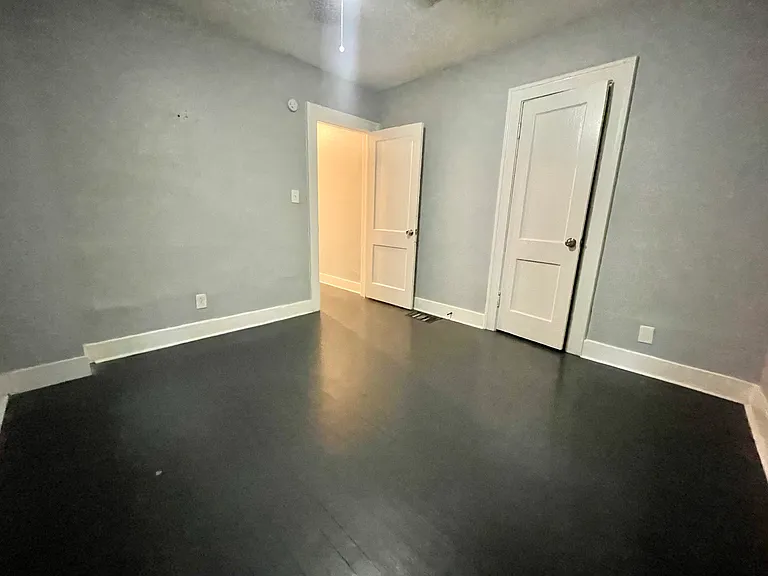 5631 Park Ave — Photo 9