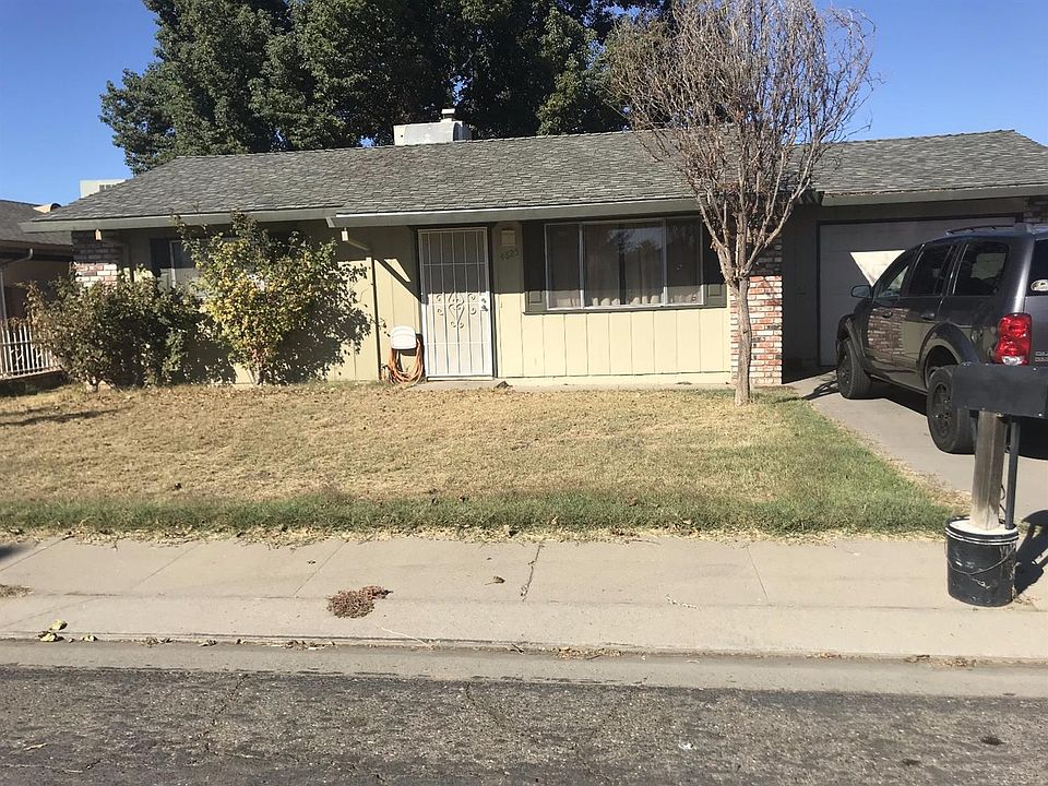 1st image of 4825 McNary Ct